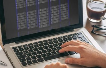 featured-image-managing-and-querying-databases